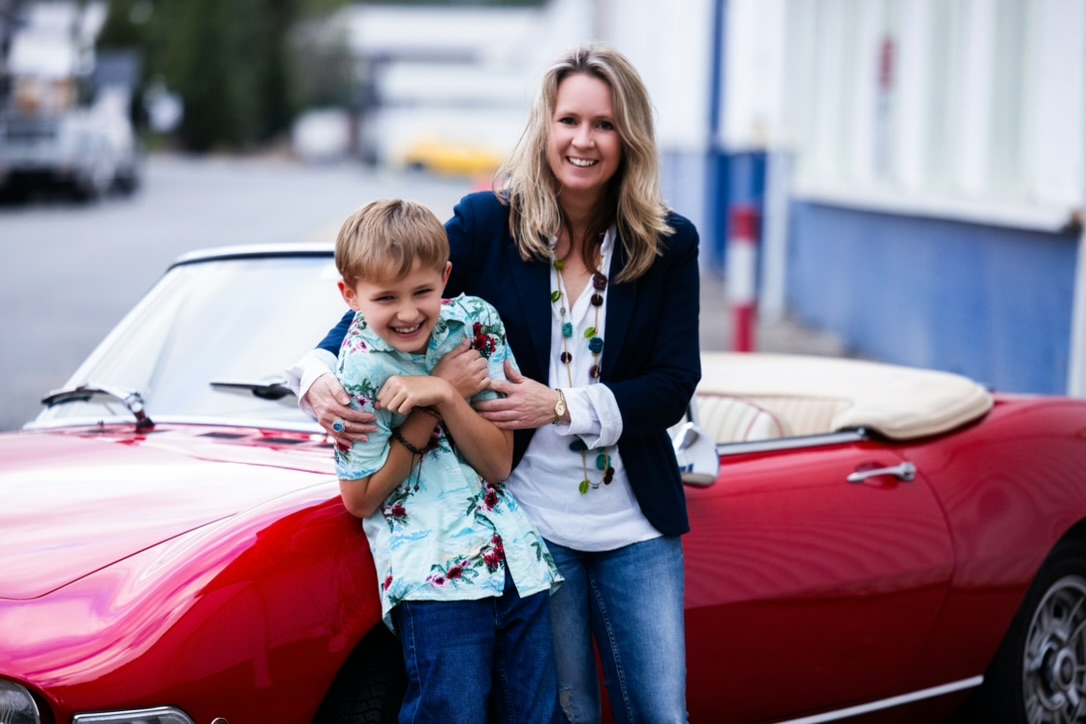 belinda-and-son-ClLtgT5f